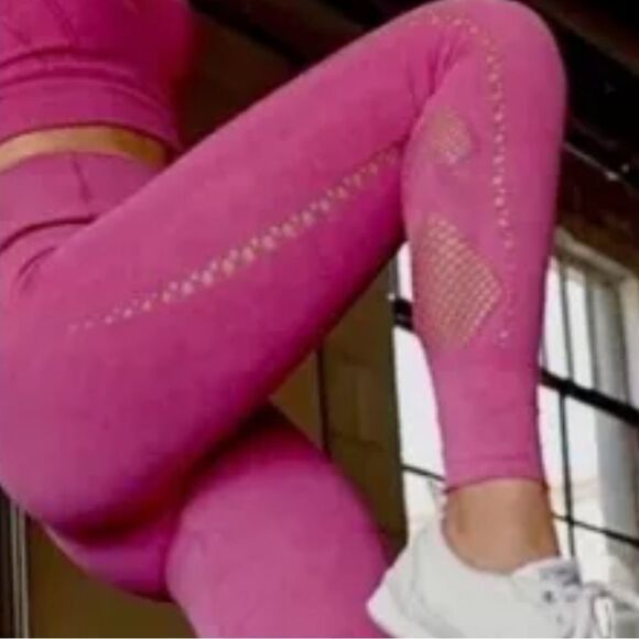 NWOT Free People Movement High-rise Running Through My Mind Leggings Size M - Picture 1 of 12